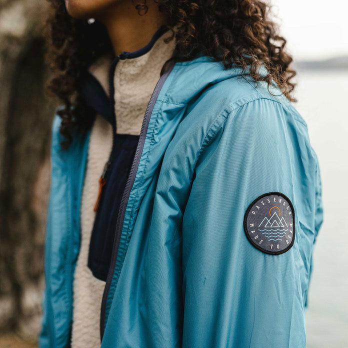 Umnak Recycled Anorak  - Larkspur Blue